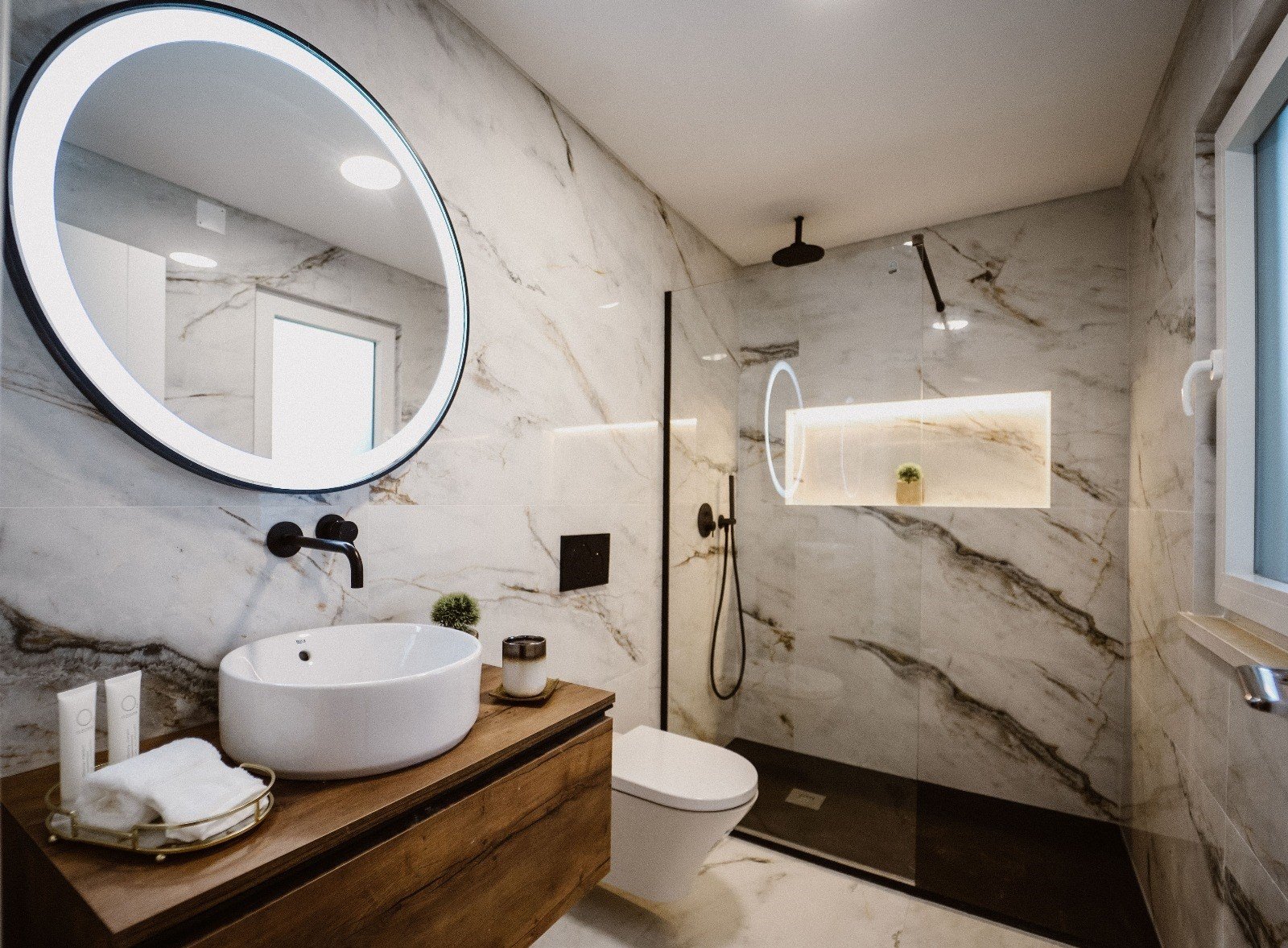 38_0e61d1c9-339c-4dfa-b5a7-e33fd28b7c92