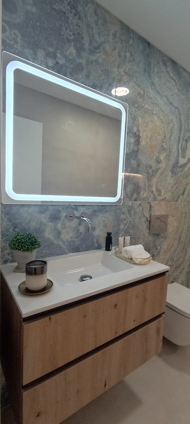 55_1f10f21f-a9da-4ca7-85ba-8874b42ecb45