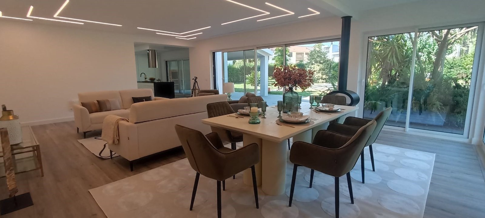 64_eb59e47a-ad7b-4a40-9f94-d598a20b6cb7