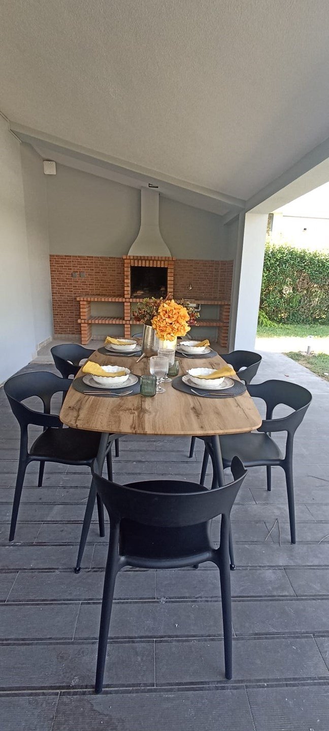 74_401cea4e-00f2-48a4-800d-7964a33a1f8f