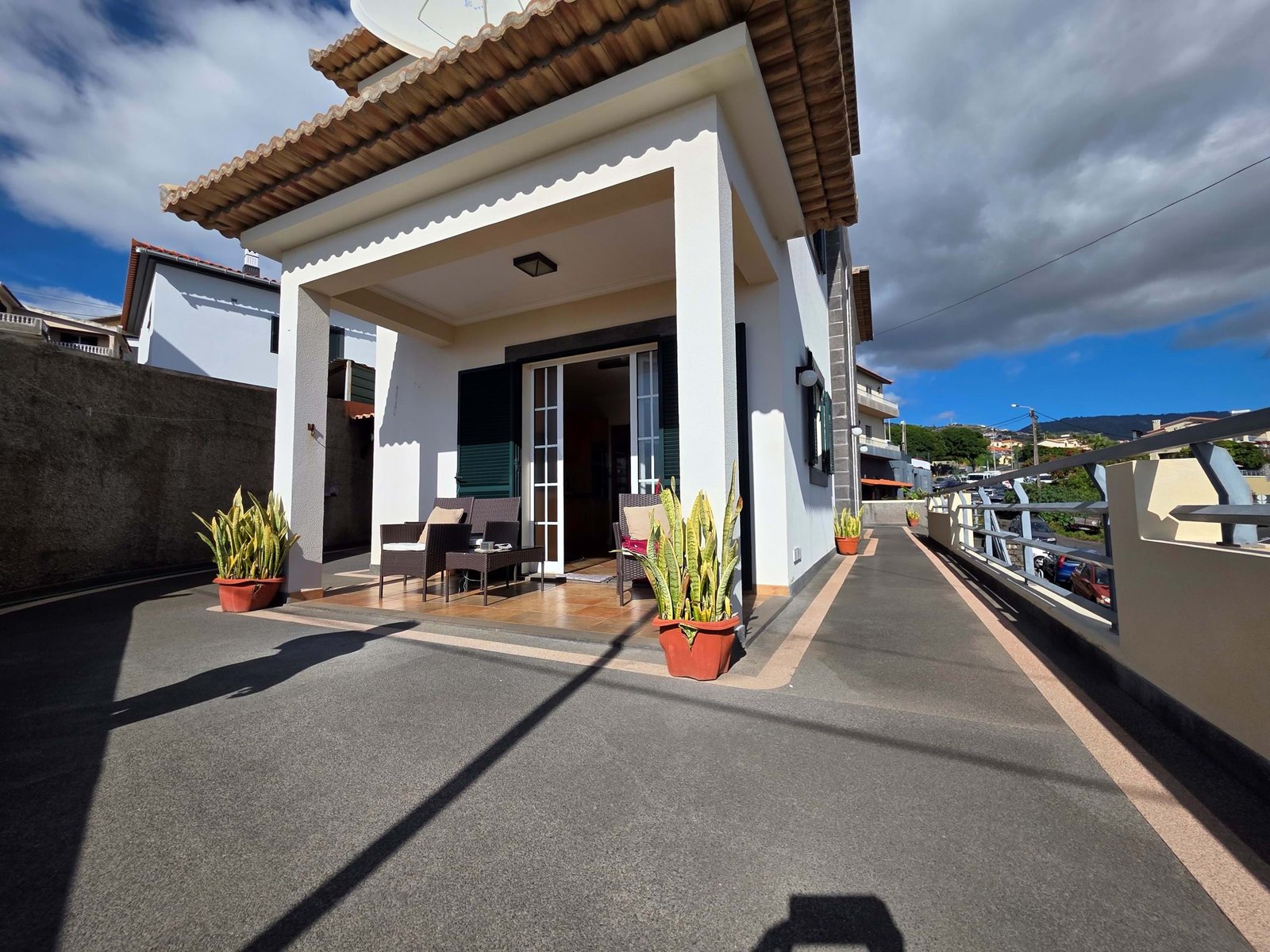 0_a7460b36-bcfa-4619-82f0-3fe7342f4cde