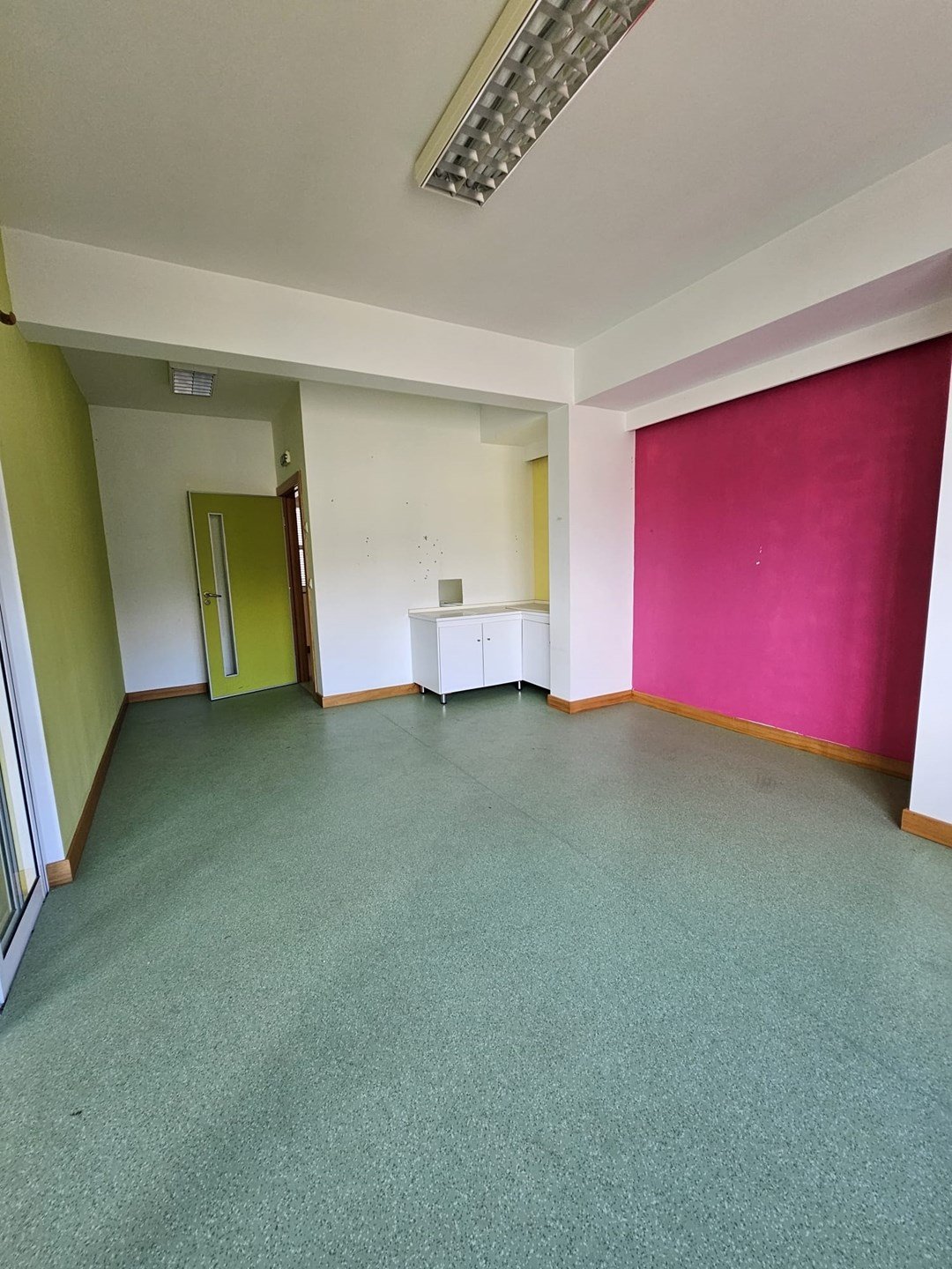 15_b408d404-c13f-45b6-a595-a2220b087283