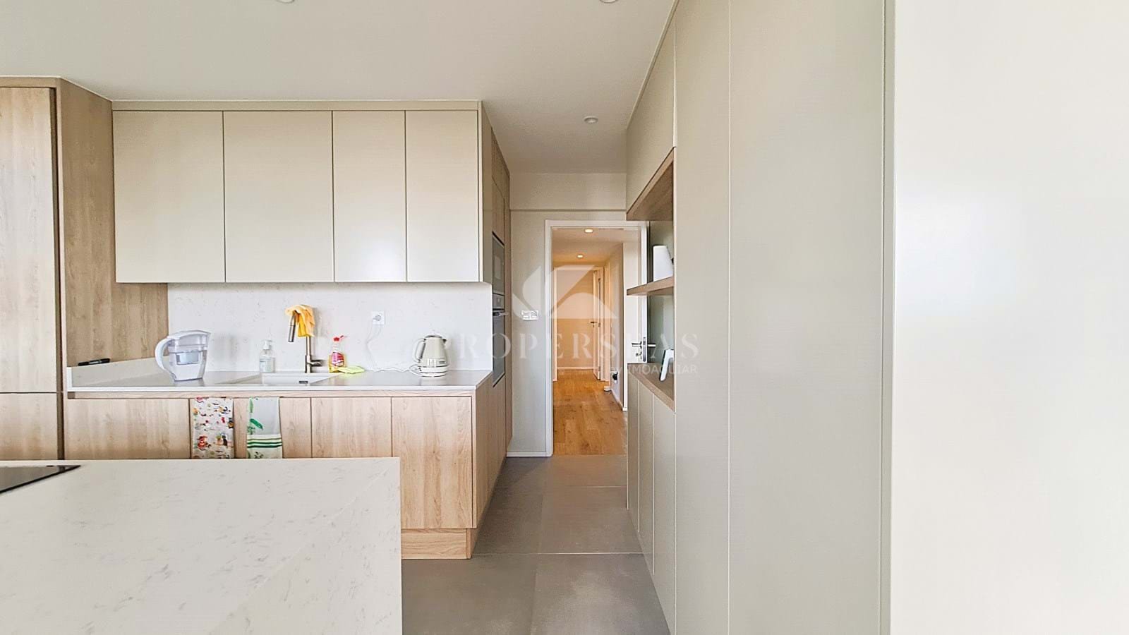 16_afa5338b-4562-46cb-aafc-858779af9c10