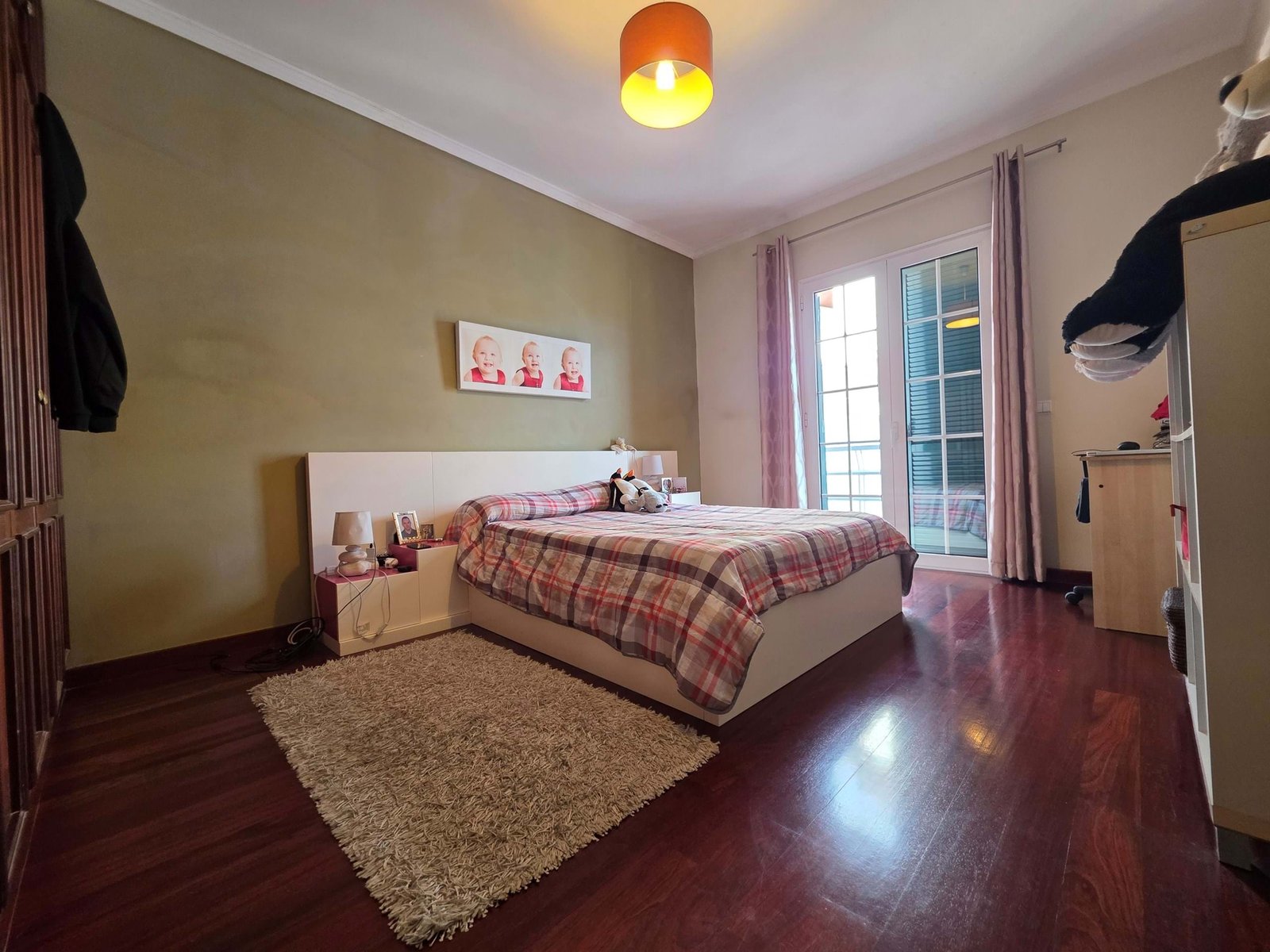 18_07d663b5-dc06-4e2a-9358-b1b979ee9640