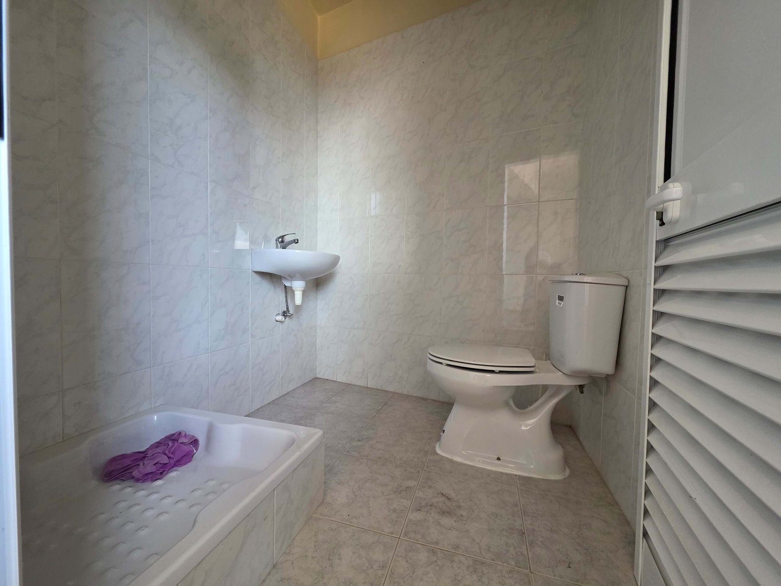 20_789c7e5f-76cf-447a-a4c4-033cb79ea31f