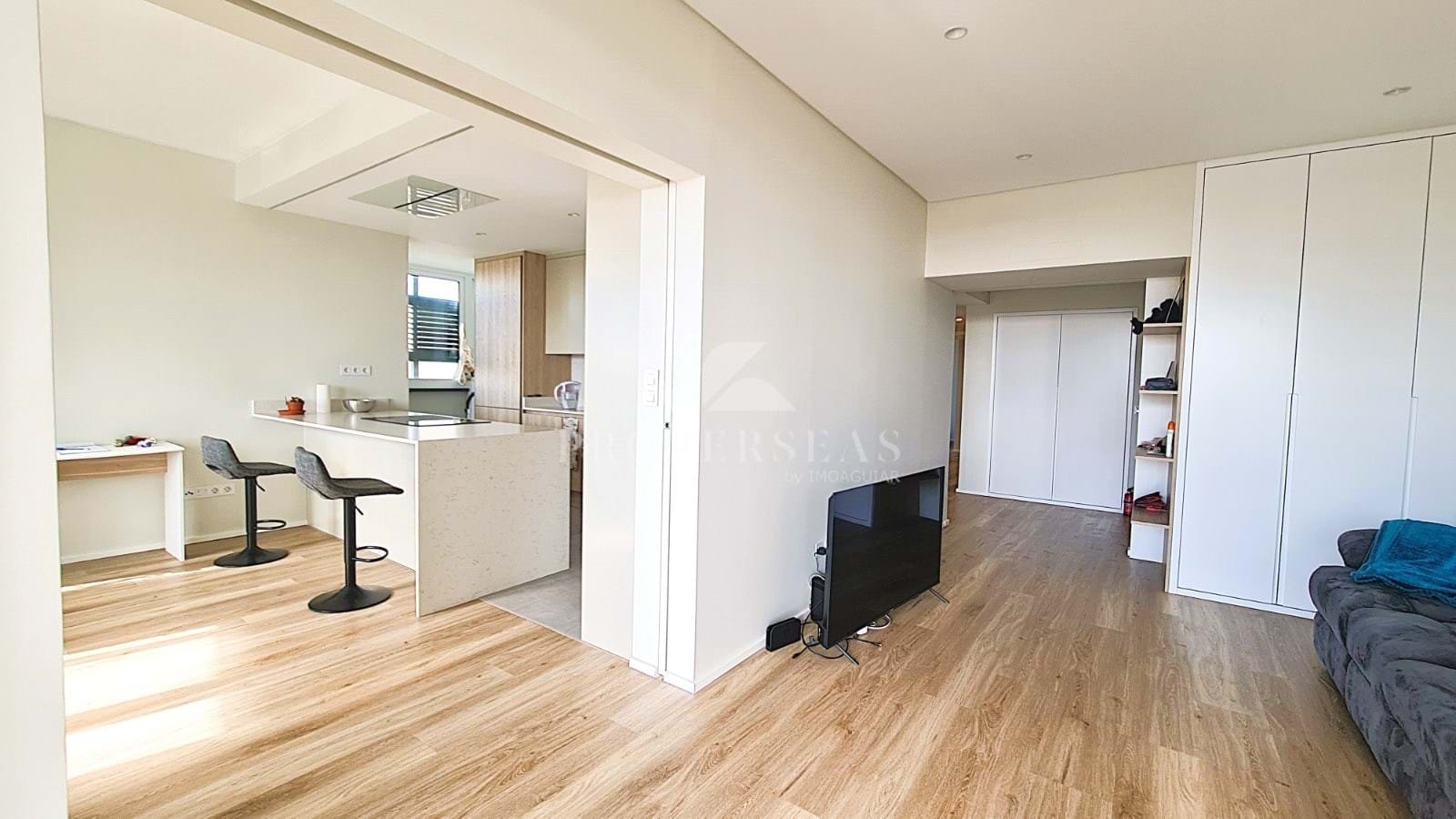 22_e5322ae8-4165-437c-95d0-6dd7d4b306b9