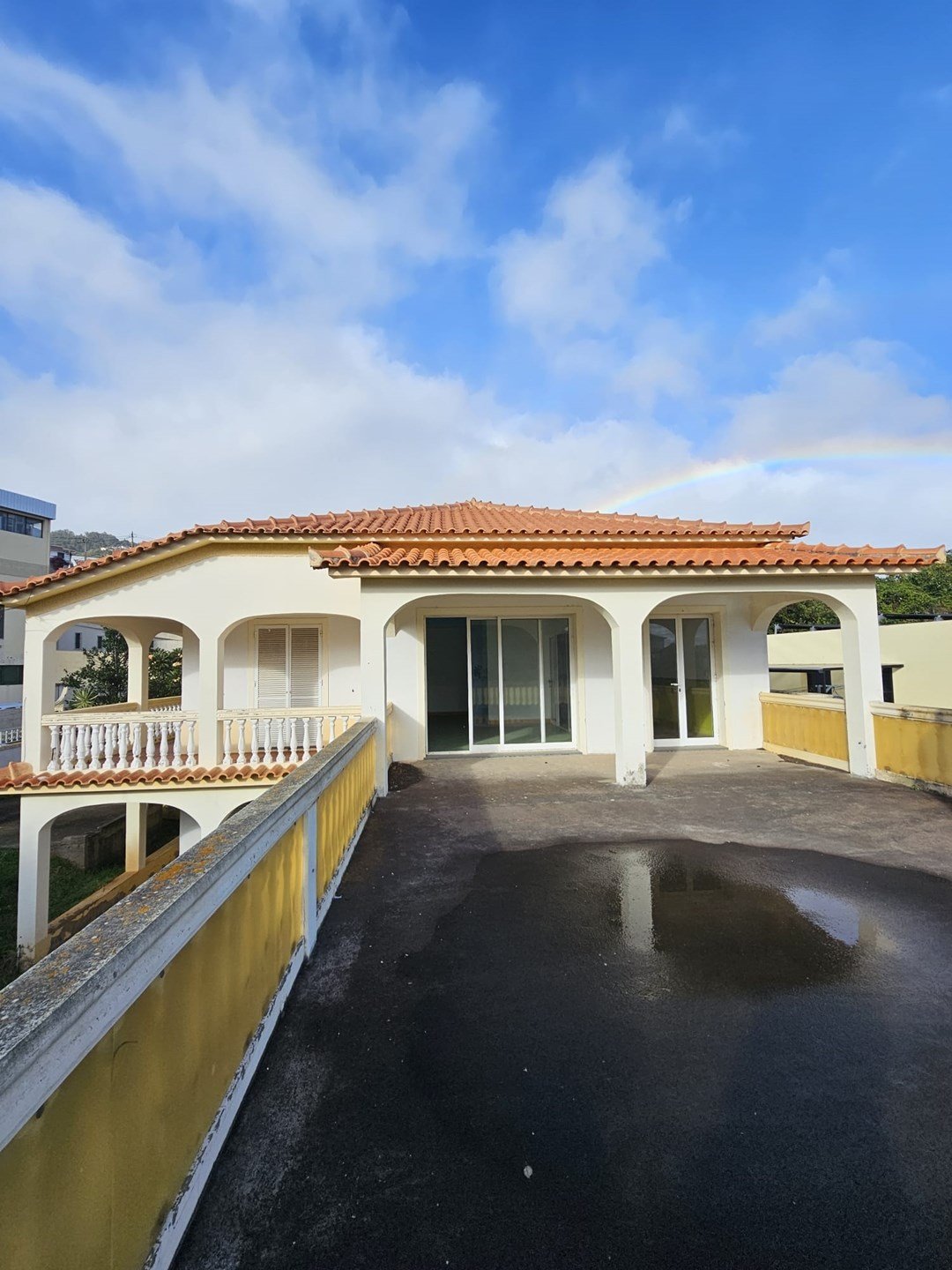 2_e6df9e26-e8b2-4573-ab86-617eaa309820